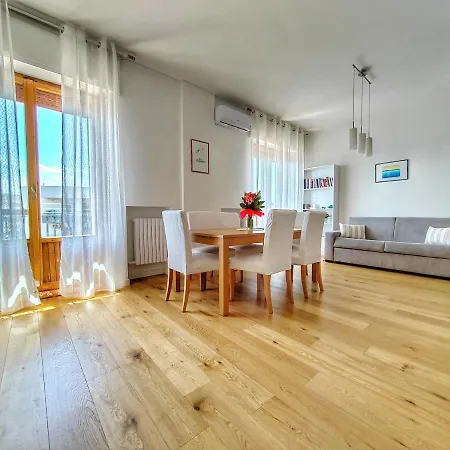 Dimora Sea View * מונופולי